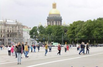 Площадь-перед-Зимним-Дворцом