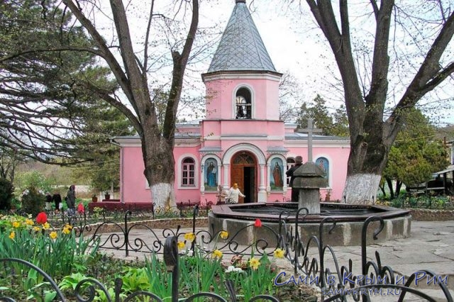 Топлоевский-монастырь