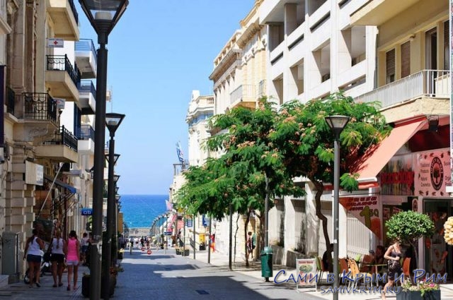 Улицы-прибрежной-Греции