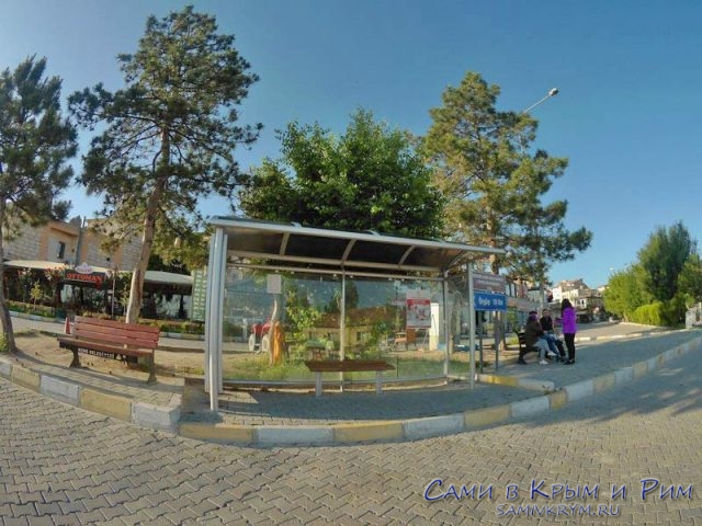Автобусная остановка в Гереме