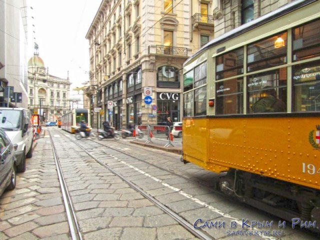 Исторические трамваи на улицах Милана