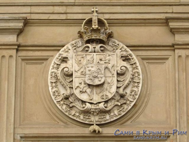 Фамильный-герб-династий-польских-королей