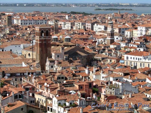 Черепичные-крыши-Венеции