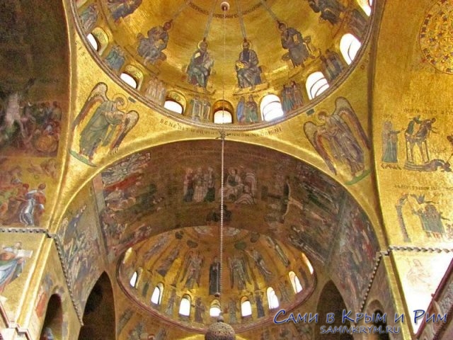 Мозаика внутри собора Сан Марко