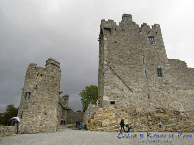 Замок Росс с башней