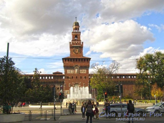 Замок Софрцо в Милане