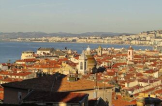 Вид на утреннюю Ниццу