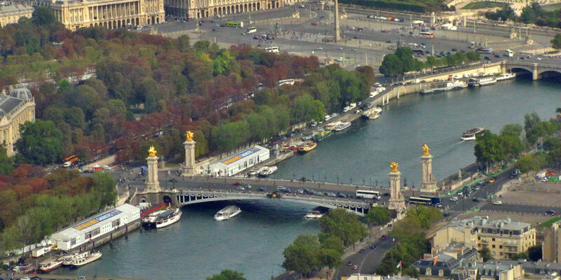 Площадь Конкорд и мост Александра III