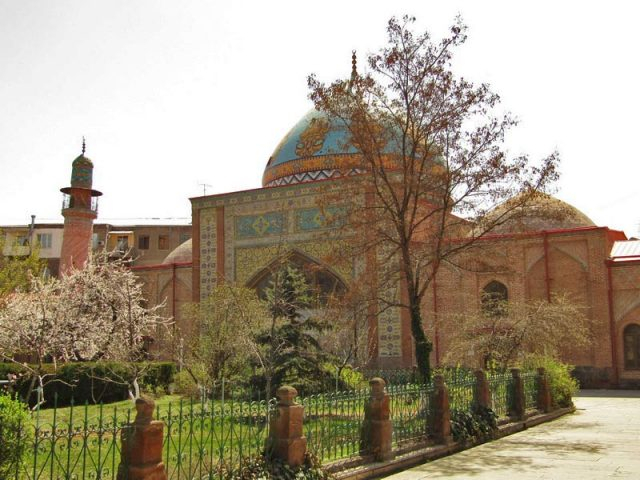 Голубая-мечеть