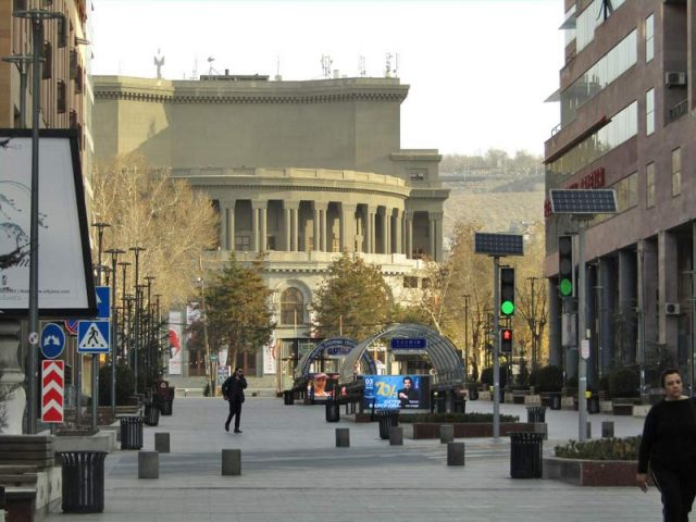 Оперный театр и Северный проспект