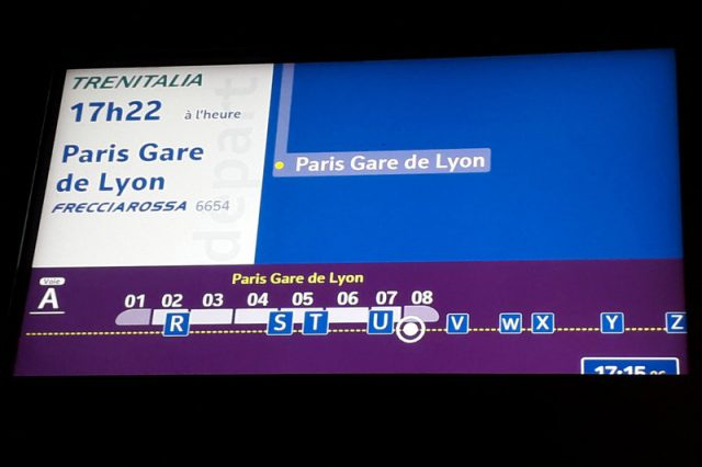 Поезд из Лиона в Париж