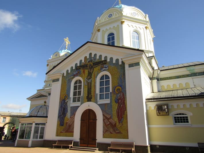 Храм Святого Луки