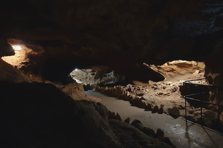 Галереи туристических маршрутов в пещерах