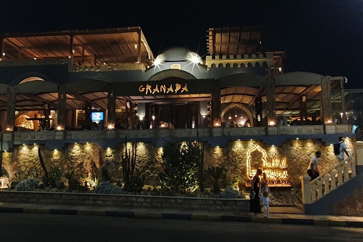Granada видовой ресторан в Хургаде